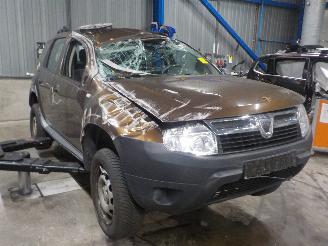 Dacia Duster Duster (HS) SUV 1.6 16V (K4M-696(K4M-H6)) [77kW]  (04-2010/01-2018) picture 2