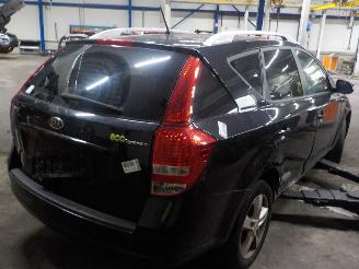 Kia Cee d Cee'd Sporty Wagon (EDF) Combi 1.6 CVVT 16V (G4FC) [92kW]  (06-2009/12=
-2012) picture 3