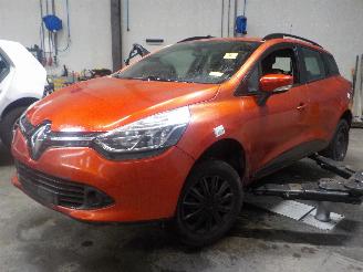 Renault Clio Clio IV Estate/Grandtour (7R) Combi 5-drs 0.9 Energy TCE 90 12V (H4B-4=
08(H4B-B4)) [66kW]  (01-2013/08-2021) picture 1