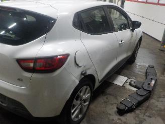 Renault Clio Clio IV (5R) Hatchback 1.5 dCi 75 FAP (K9K-612(K9K-C6)) [55kW]  (11-20=
12/...) picture 3