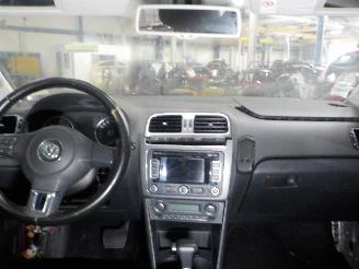 Volkswagen Polo Polo (6R) Hatchback 1.6 TDI 16V 90 (CAYB) [66kW]  (06-2009/...) picture 5