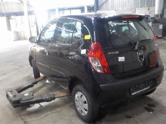 Hyundai I-10 i10 (F5) Hatchback 1.1i 12V (G4HG) [49kW]  (01-2008/12-2013) picture 4