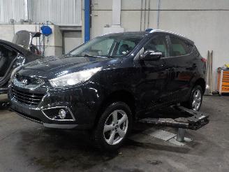 Hyundai Ix35 iX35 (LM) SUV 2.0 16V (G4KD) [120kW]  (01-2010/08-2013) picture 1