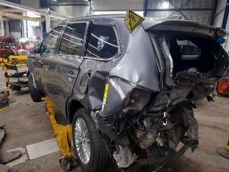 Mitsubishi Outlander Outlander (GF/GG) SUV 2.4 16V PHEV 4x4 (4B12) [153kW]  (09-2018/12-202=
2) picture 4