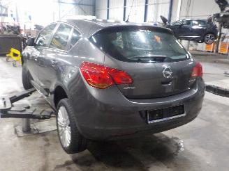 Opel Astra Astra J (PC6/PD6/PE6/PF6) Hatchback 5-drs 1.3 CDTI 16V EcoFlex (A13DTE=
(Euro 5)) [70kW]  (12-2009/10-2015) picture 4