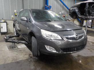 Opel Astra Astra J (PC6/PD6/PE6/PF6) Hatchback 5-drs 1.3 CDTI 16V EcoFlex (A13DTE=
(Euro 5)) [70kW]  (12-2009/10-2015) picture 2