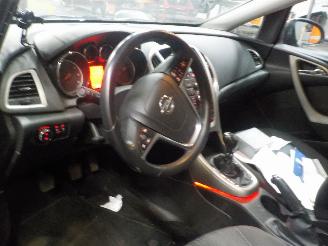 Opel Astra Astra J (PC6/PD6/PE6/PF6) Hatchback 5-drs 1.3 CDTI 16V EcoFlex (A13DTE=
(Euro 5)) [70kW]  (12-2009/10-2015) picture 5