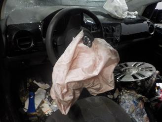 Volkswagen Up! Up! (121) Hatchback 1.0 12V 60 (CHYA) [44kW]  (08-2011/08-2020) picture 5