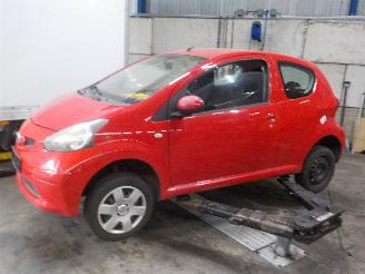 disassembly passenger cars Toyota Aygo Aygo (B10) Hatchback 1.0 12V VVT-i (1KR-FE) [50kW]  (07-2005/05-2014) 2006/5
