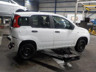 Fiat Panda Panda/Pandina (312) Hatchback 0.9 TwinAir 65 (312.A.4000) [48kW]  (04-=
2012/...) picture 3