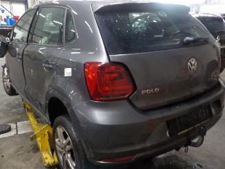 Volkswagen Polo Polo V (6R) Hatchback 1.2 TSI 16V BlueMotion Technology (CJZC(Euro 6))=
 [66kW]  (02-2014/10-2017) picture 4