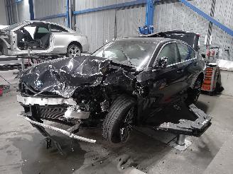 Vrakbiler auto BMW 3-serie 3 serie (G20) Sedan 330e 2.0 TwinPower Turbo 16V (GC1) [215kW]  (07-20=
19/...) 2019/3