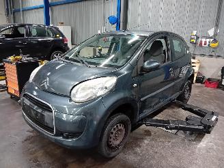 Citroën C1 C1 Hatchback 1.0 12V (1KR-FE(CFB)) [50kW]  (06-2005/09-2014) picture 1