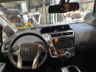 Toyota Prius Prius Plus (ZVW4) MPV 1.8 Hybrid 16V (2ZRFXE) [100kW]  (05-2011/...) picture 5