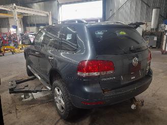 Volkswagen Touareg Touareg (7LA/7L6) SUV 2.5 TDI R5 (BAC) [128kW]  (01-2003/05-2010) picture 3