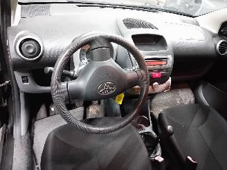 Toyota Aygo Aygo (B10) Hatchback 1.0 12V VVT-i (1KR-FE) [50kW]  (07-2005/05-2014) picture 5