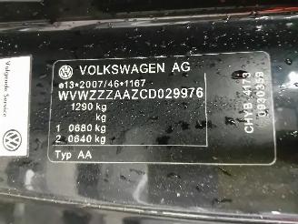 Volkswagen Up! Up! (121) Hatchback 1.0 12V 75 (CWRA) [55kW]  (08-2011/11-2019) picture 6