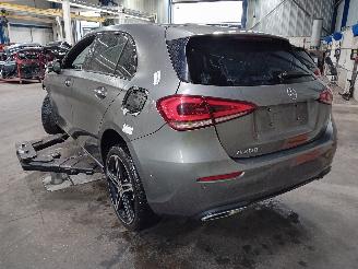 Mercedes A-klasse A (177.0) Hatchback 1.3 A-200 Turbo 16V (M282.914) [120kW]  (03-2018/1=
2-2026) picture 4