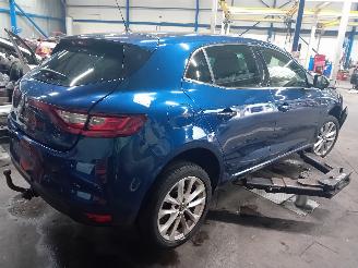 Renault Mégane Megane IV (RFBB) Hatchback 5-drs 1.2 Energy TCE 130 (H5F-408(H5F-F4)) =
[97kW]  (11-2015/...) picture 3