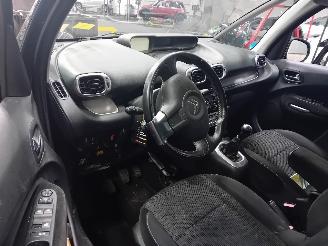 Citroën C3 C3 Picasso (SH) MPV 1.6 16V VTI 120 (EP6C(5FS)) [88kW]  (02-2009/10-20=
17) picture 5