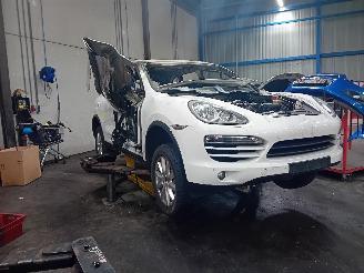 Porsche Cayenne Cayenne II (92A) SUV 3.0 D V6 24V (MCR.CA(Euro 5)) [180kW]  (06-2011/0=
5-2018) picture 2