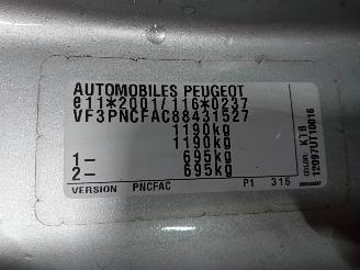 Peugeot 107 107 Hatchback 1.0 12V (384F(1KR)) [50kW]  (06-2005/05-2014) picture 6