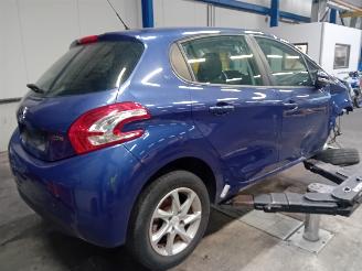 Peugeot 208 208 I (CA/CC/CK/CL) Hatchback 1.4 16V (EP3C(8FP)) [70kW]  (03-2012/12-=
2019) picture 3