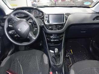 Peugeot 208 208 I (CA/CC/CK/CL) Hatchback 1.4 16V (EP3C(8FP)) [70kW]  (03-2012/12-=
2019) picture 5