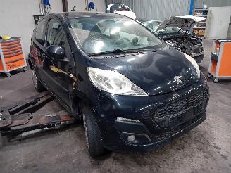 Peugeot 107 107 Hatchback 1.0 12V (384F(1KR)) [50kW]  (06-2005/05-2014) picture 2