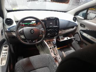 Renault Zoé Zoé (AG) Hatchback 5-drs 65kW (5AM-450(5AM-B4)) [65kW]  (06-2012/03-=
2024) picture 5