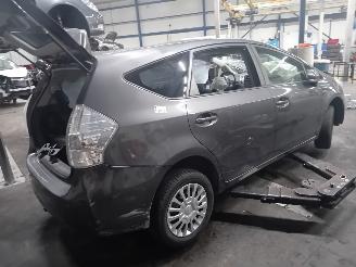 Toyota Prius Prius Plus (ZVW4) MPV 1.8 Hybrid 16V (2ZRFXE) [100kW]  (05-2011/...) picture 3