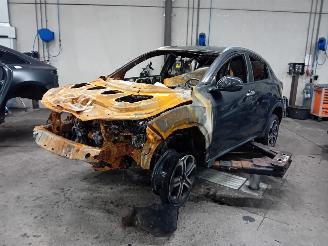 Salvage car Honda  HR-V (RU) MPV 1.5 i-VTEC 16V (L15B4(Euro 6)) [96kW]  (08-2015/...) 2016