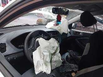 Hyundai I-20 i20 (GBB) Hatchback 1.0 T-GDI 100 12V (G3LC) [74kW]  (01-2016/08-2020)= picture 5