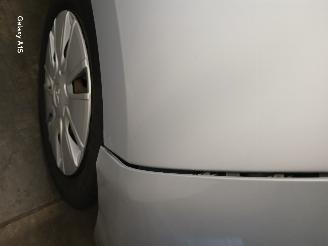 Mitsubishi Space-star Space Star (A0) Hatchback 1.0 12V (3A90(Euro 5)) [52kW]  (05-2012/...)= picture 34