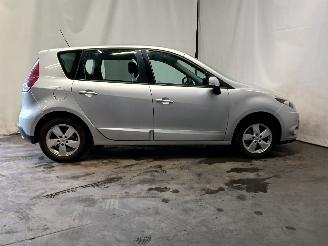 Renault Scenic Scénic III (JZ) MPV 1.4 16V TCe 130 (H4J-700(H4J-A7)) [96kW]  (02-20=
09/09-2016) picture 7