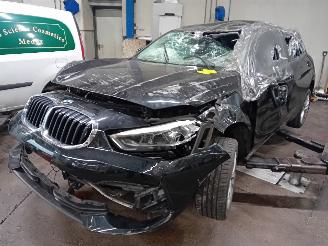 Vrakbiler auto BMW 1-serie 1 serie (F40) Hatchback 120i 2.0 TwinPower 16V (B48-A20A) [131kW]  (11=
-2020/...) 2022/0