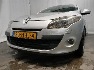 Auto incidentate Renault Mégane Megane III Berline (BZ) Hatchback 5-drs 1.5 dCi 90 (K9K-834(K9K-H8)) [=
66kW]  (11-2008/02-2016) 2008/11