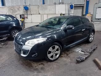 Auto da rottamare Renault Mégane Megane III Coupe (DZ) Hatchback 3-drs 1.4 16V TCe 130 (H4J-700(H4J-A7)=
) [96kW]  (04-2009/02-2016) 2013