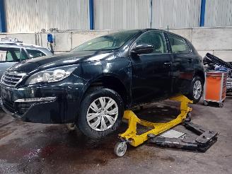 Uttjänta bilar auto Peugeot 308 308 (L3/L8/LB/LH/LP) Hatchback 5-drs 1.6 HDi (DV6DTED(9HP)) [68kW]  (0=
9-2013/06-2021) 2011/0