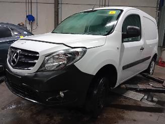Vrakbiler auto Mercedes Citan Citan (415.6) Van 1.5 108 CDI (OM607.951(K9K)) [55kW]  (11-2012/08-202=
1) 2015/6