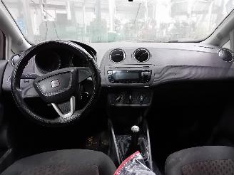 Seat Ibiza Ibiza IV (6J5) Hatchback 5-drs 1.2 12V (CGPB) [44kW]  (07-2009/05-2015=
) picture 5