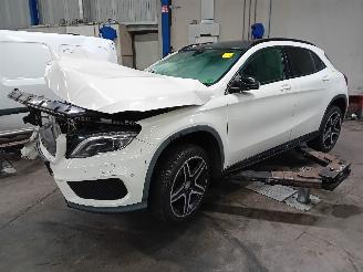 Vrakbiler auto Mercedes GLA GLA (156.9) SUV 2.0 250 Turbo 16V 4-Matic (M270.920(Euro 6)) [155kW]  =
(12-2013/12-2019) 2014/6
