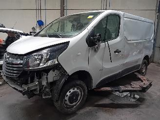 Salvage car Opel Vivaro Vivaro Van 1.6 CDTi BiTurbo 125 (R9M-452(R9M-D4)) [92kW]  (03-2016/12-=
2019) 2017/4