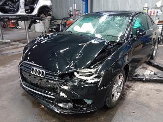 skadebil auto Audi A3 A3 Limousine (8VS/8VM) Sedan 1.5 TFSI 16V (DADA) [110kW]  (05-2017/10-=
2018) 2018/8