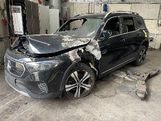 Coche siniestrado Mercedes  EQB (X243) SUV 300 4-Matic (EM780.200) [168kW]  (12-2021/...) 2022/2