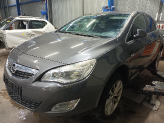 Purkuautot passenger cars Opel Astra Astra J (PC6/PD6/PE6/PF6) Hatchback 5-drs 1.6 16V (A16XER(Euro 5)) [85=
kW]  (12-2009/10-2015) 2010/1