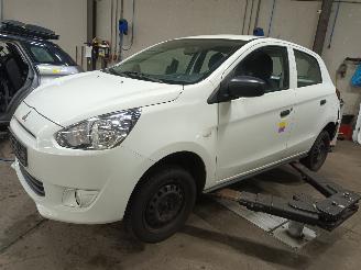 demontáž osobní automobily Mitsubishi Space-star Space Star (A0) Hatchback 1.0 12V Mivec AS&G (3A90) [51kW]  (05-2012/.=
=2E.) 2016/2