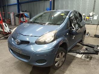 Autoverwertung Toyota Aygo Aygo (B10) Hatchback 1.0 12V VVT-i (1KR-FE) [50kW]  (07-2005/05-2014) 2009/5
