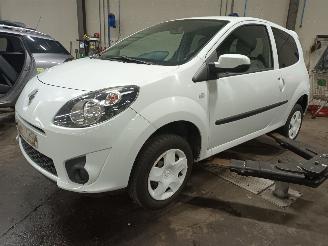 Vrakbiler auto Renault Twingo Twingo II (CN) Hatchback 3-drs 1.2 16V (D4F-764(D4F-E7)) [55kW]  (03-2=
007/09-2014) 2011/11