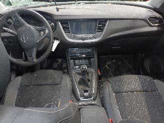 Opel Grandland Grandland (X) SUV 1.2 Turbo 12V (D12XHT(EB2ADTS)) [96kW]  (06-2017/...=
) picture 5